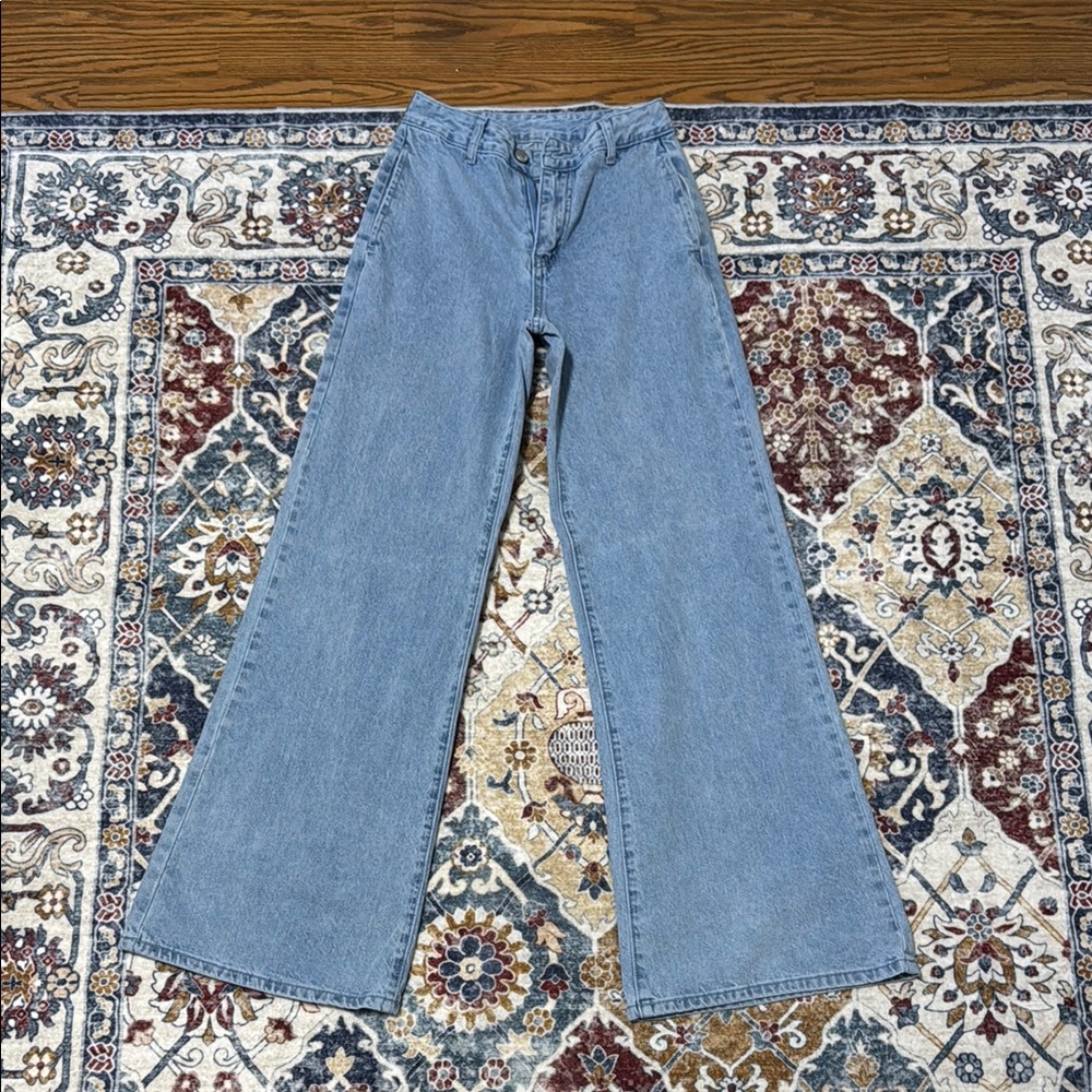 Women's Light Blue Wide-Leg Jeans